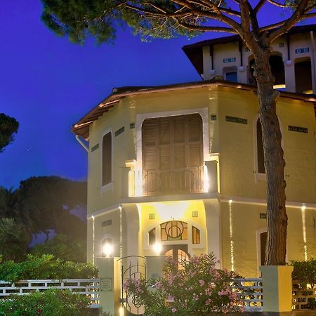 Bed and Breakfast Villino Emanuele Санта-Маринелла Екстер'єр фото