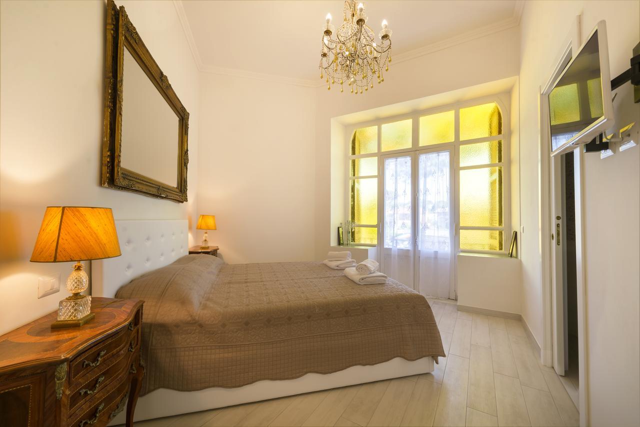 Bed and Breakfast Villino Emanuele Санта-Маринелла Екстер'єр фото